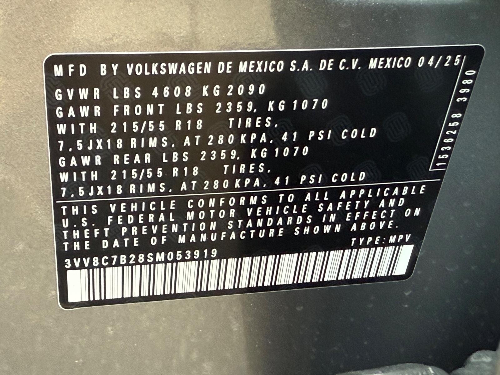 Volkswagen Taos Vehicle Image 17