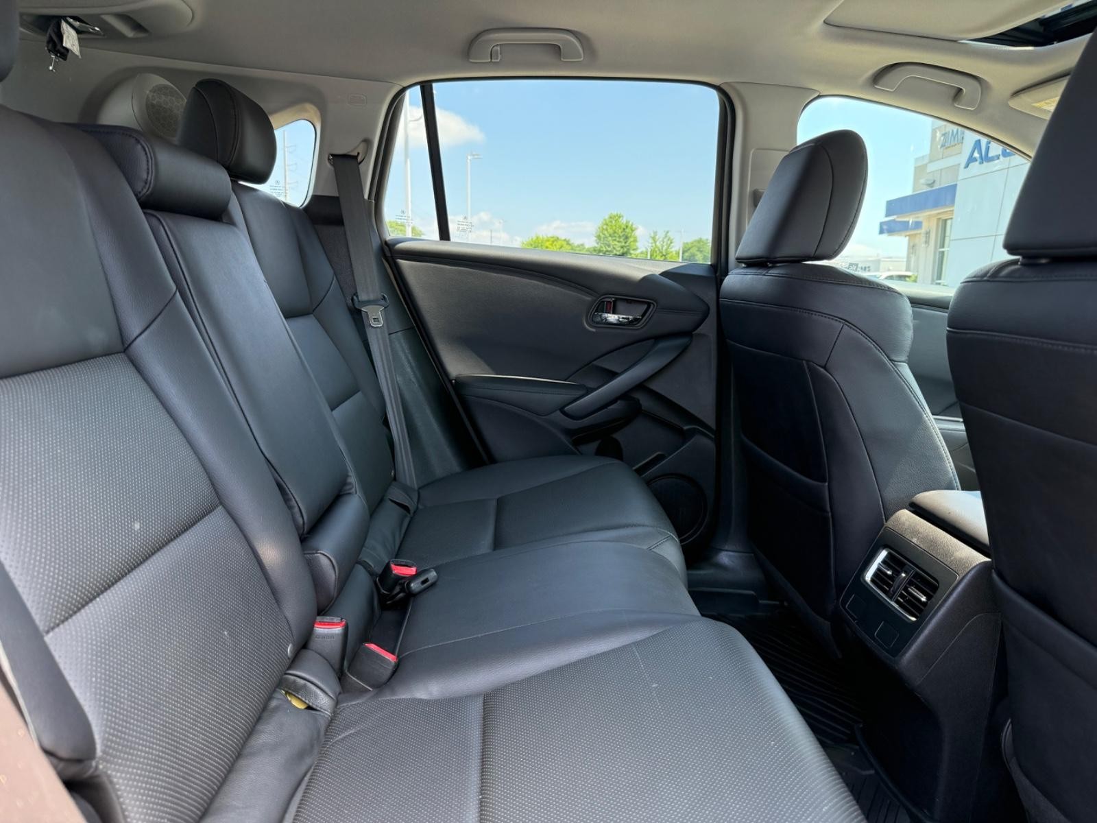Acura RDX Vehicle Image 09