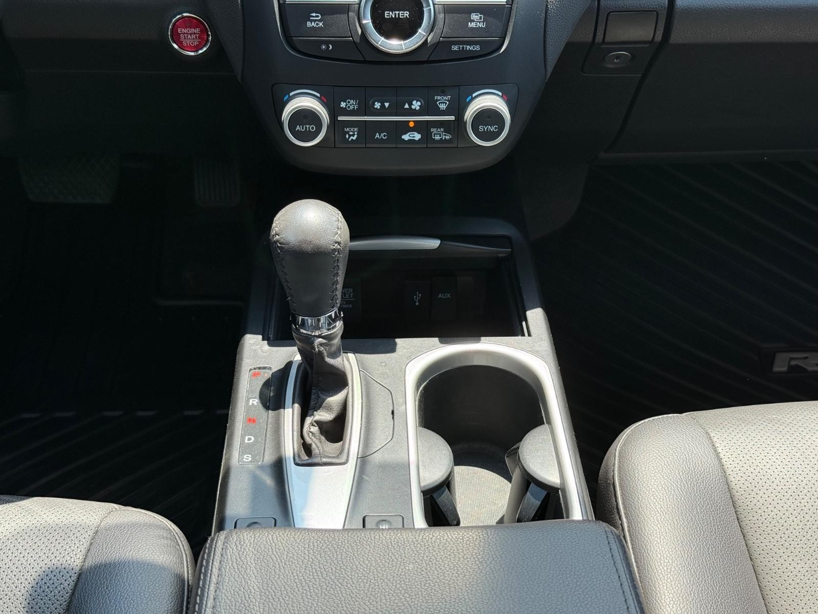 Acura RDX Vehicle Image 12