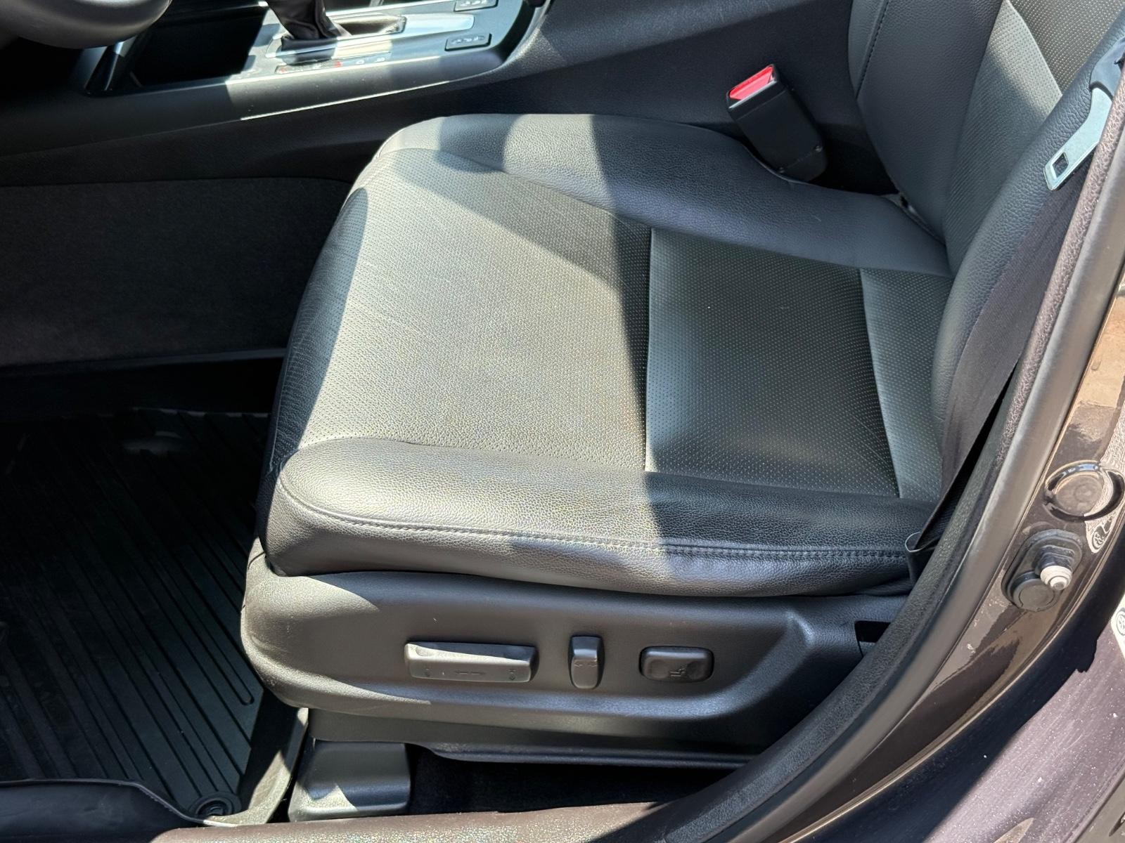 Acura RDX Vehicle Image 22