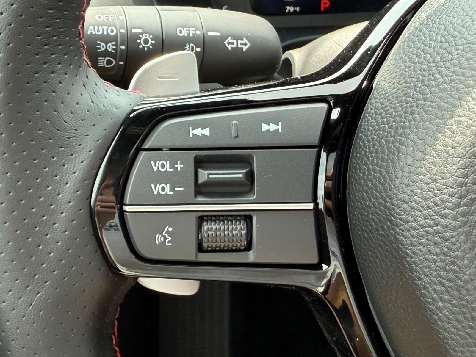 Acura ADX Vehicle Image 11