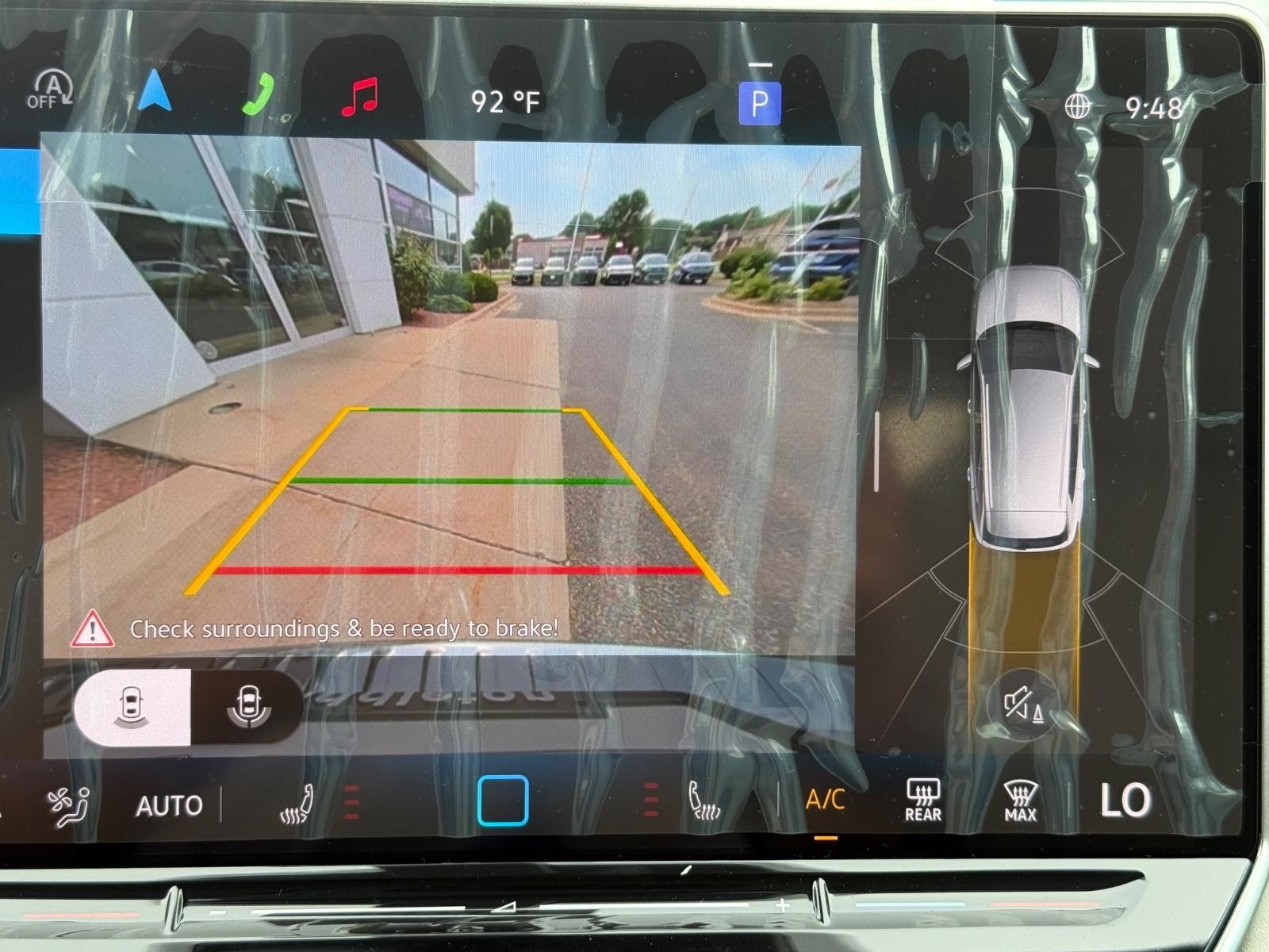 Volkswagen Tiguan Vehicle Image 13