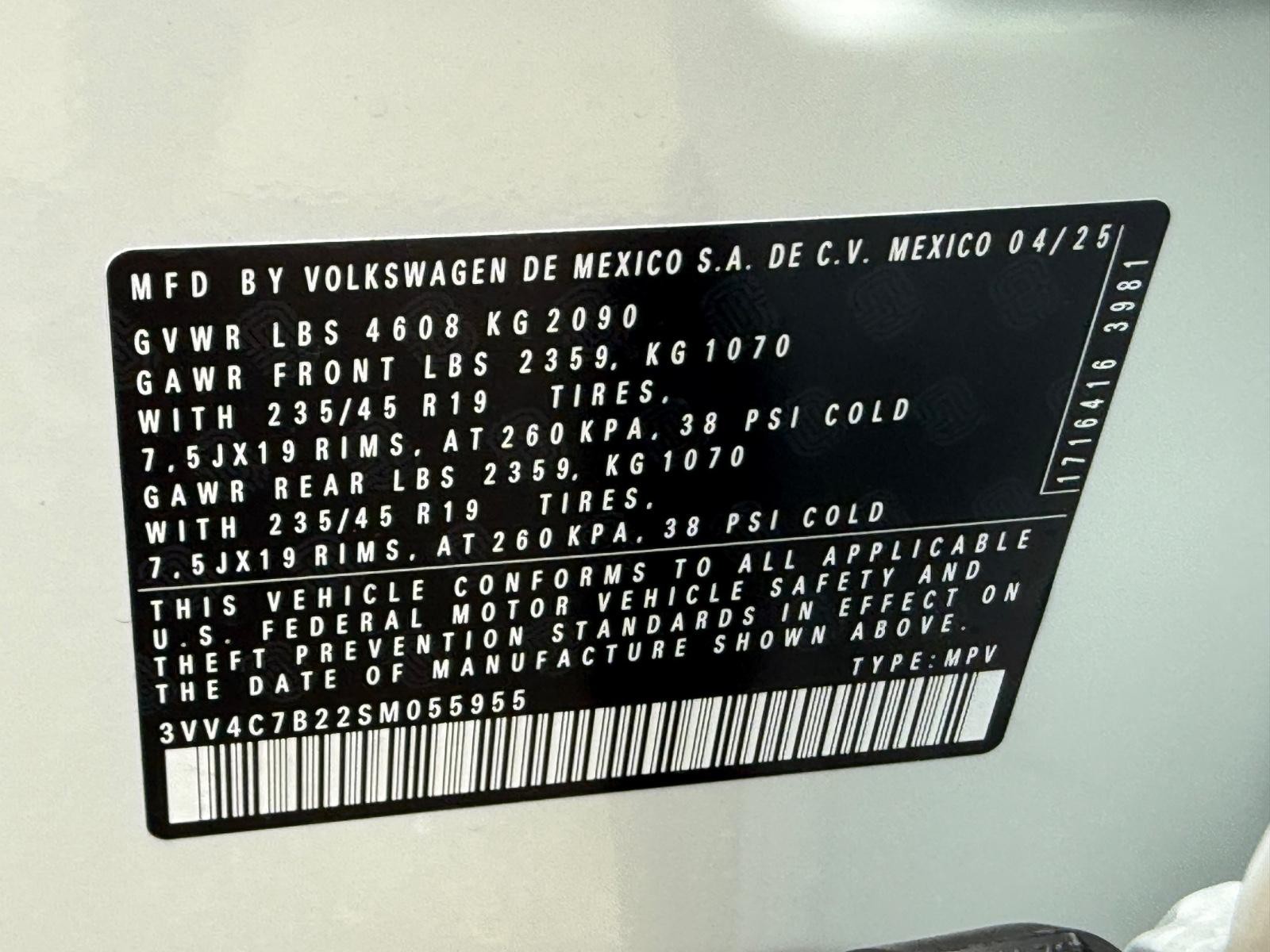 Volkswagen Taos Vehicle Image 17