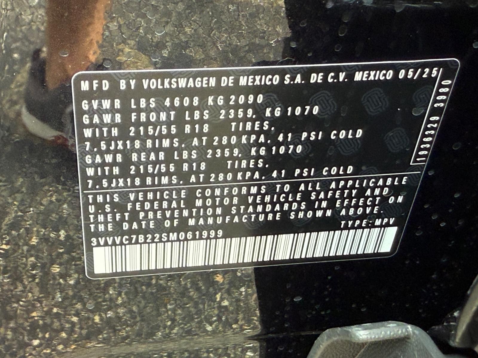 Volkswagen Taos Vehicle Image 17