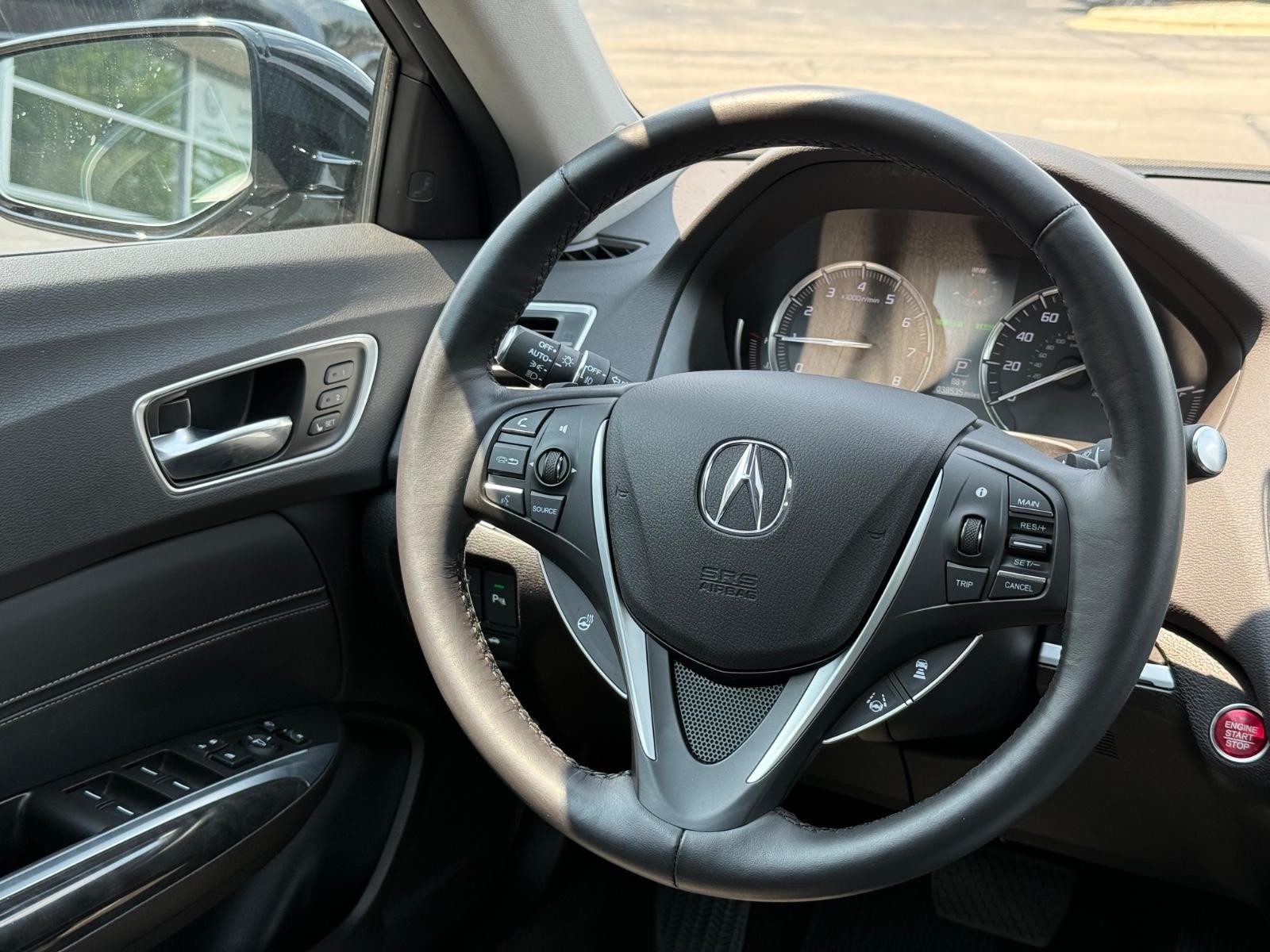 Acura TLX Vehicle Image 14