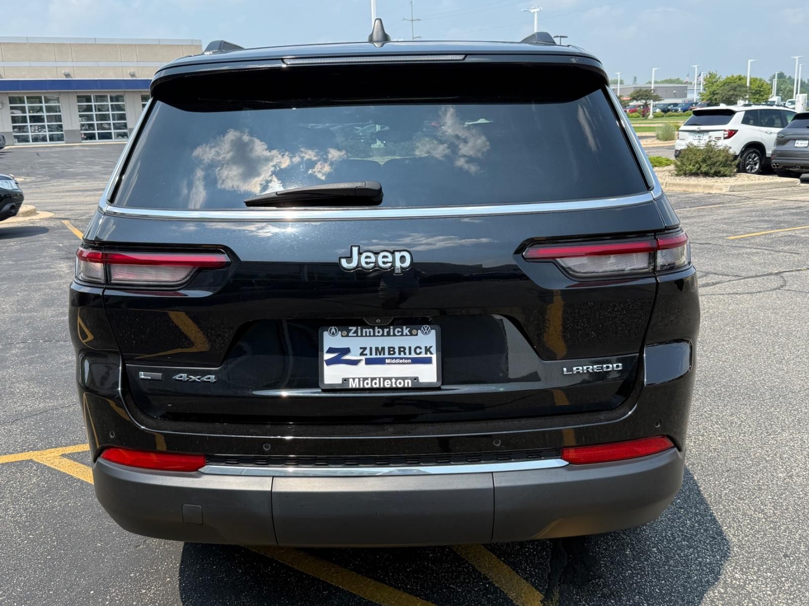 Jeep Grand Cherokee L Vehicle Image 04