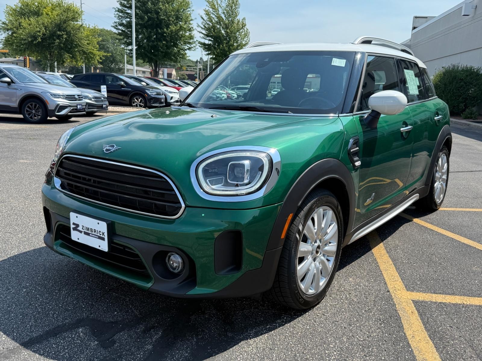 MINI Countryman Vehicle Image 08