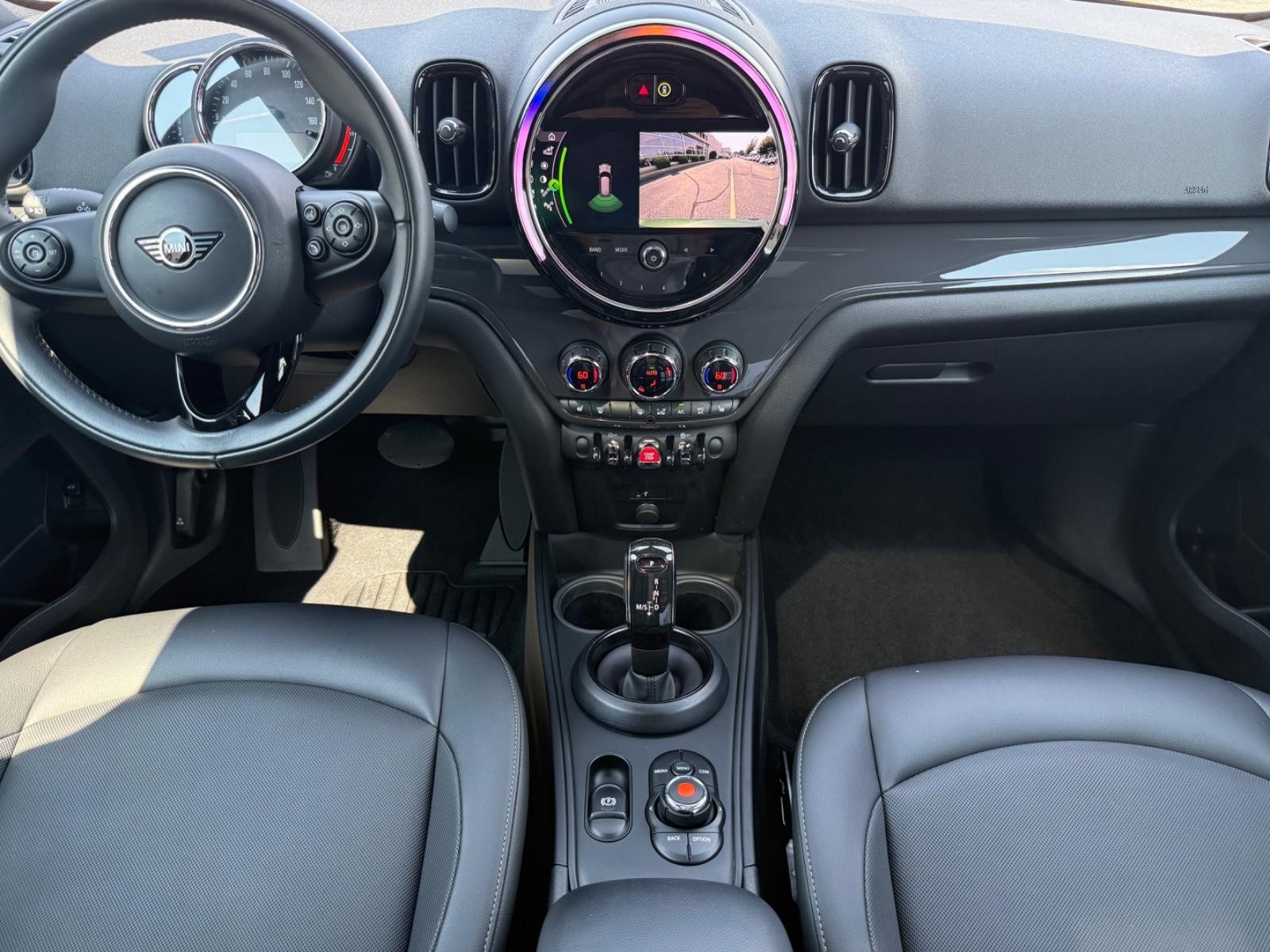 MINI Countryman Vehicle Image 11