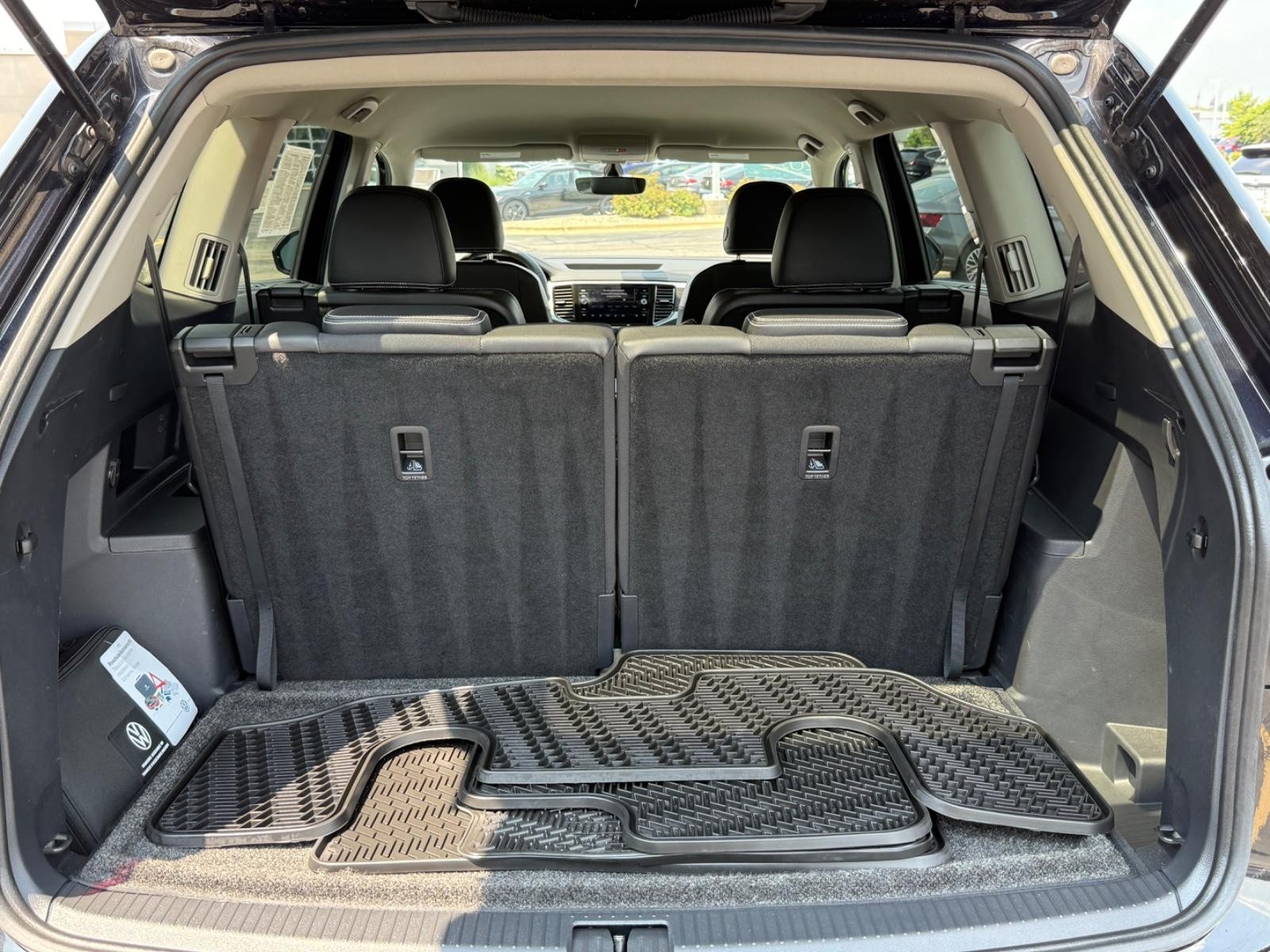 Volkswagen Atlas Vehicle Image 05