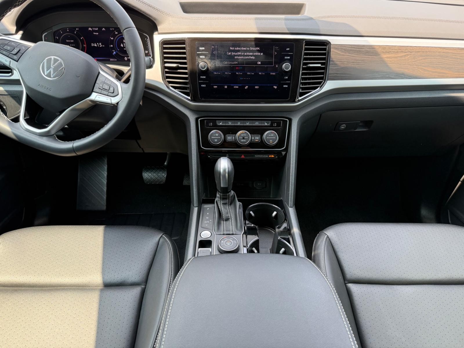 Volkswagen Atlas Vehicle Image 12