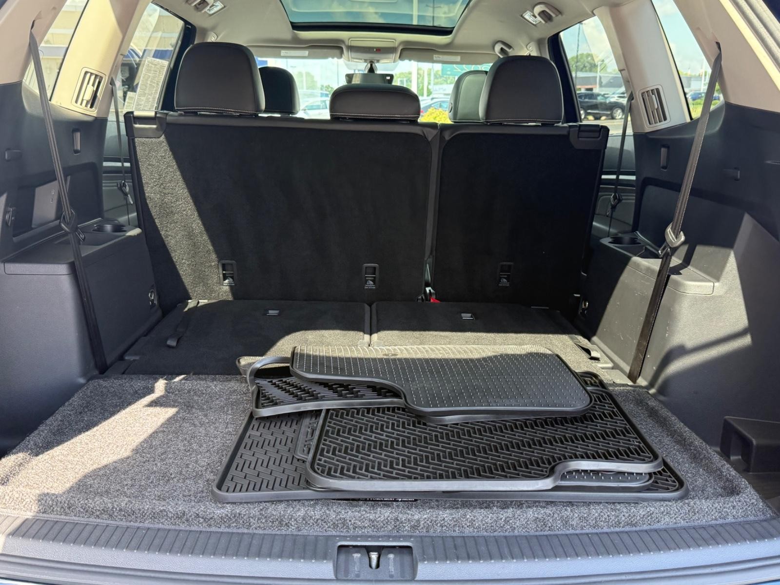 Volkswagen Atlas Vehicle Image 05