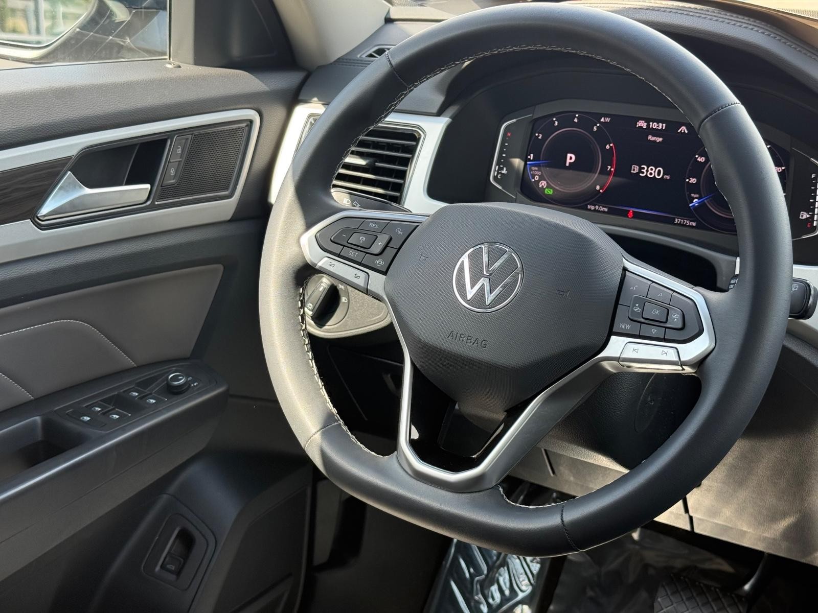 Volkswagen Atlas Vehicle Image 14