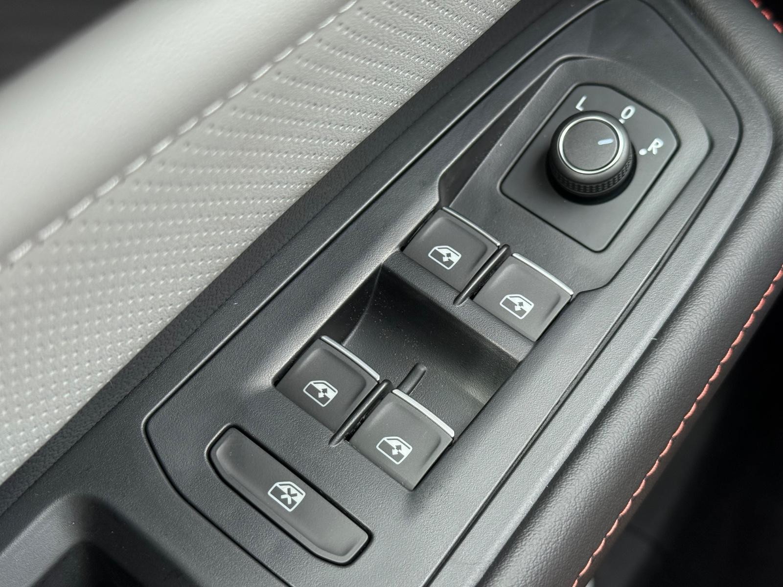 Volkswagen Atlas Vehicle Image 16