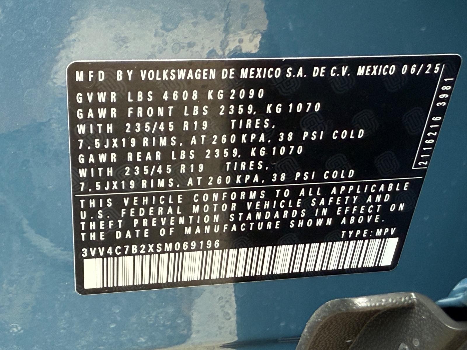 Volkswagen Taos Vehicle Image 18