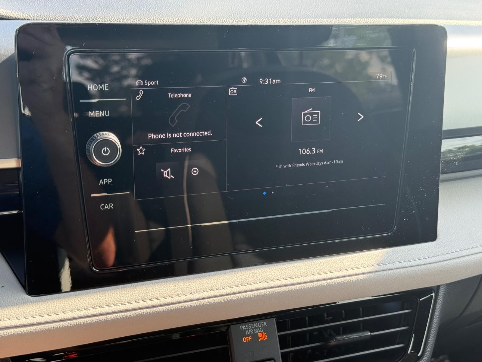 Volkswagen Taos Vehicle Image 10