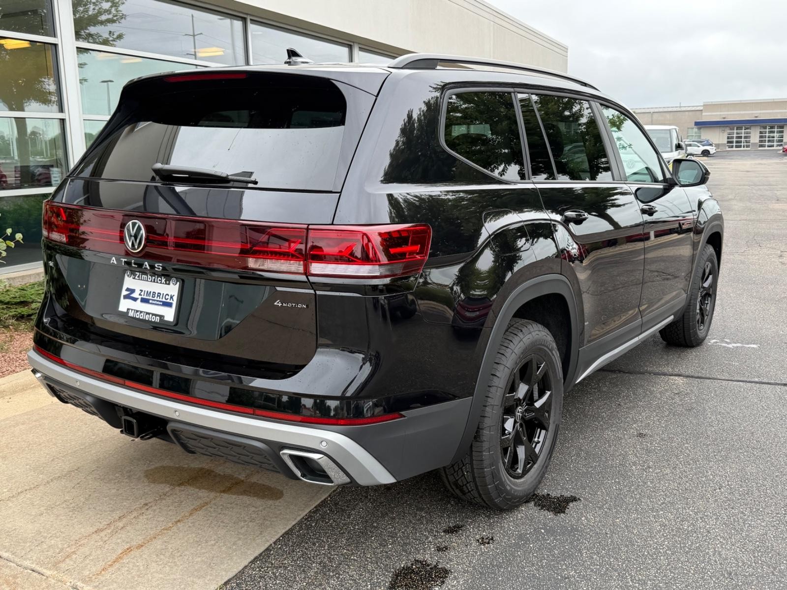 Volkswagen Atlas Vehicle Image 03