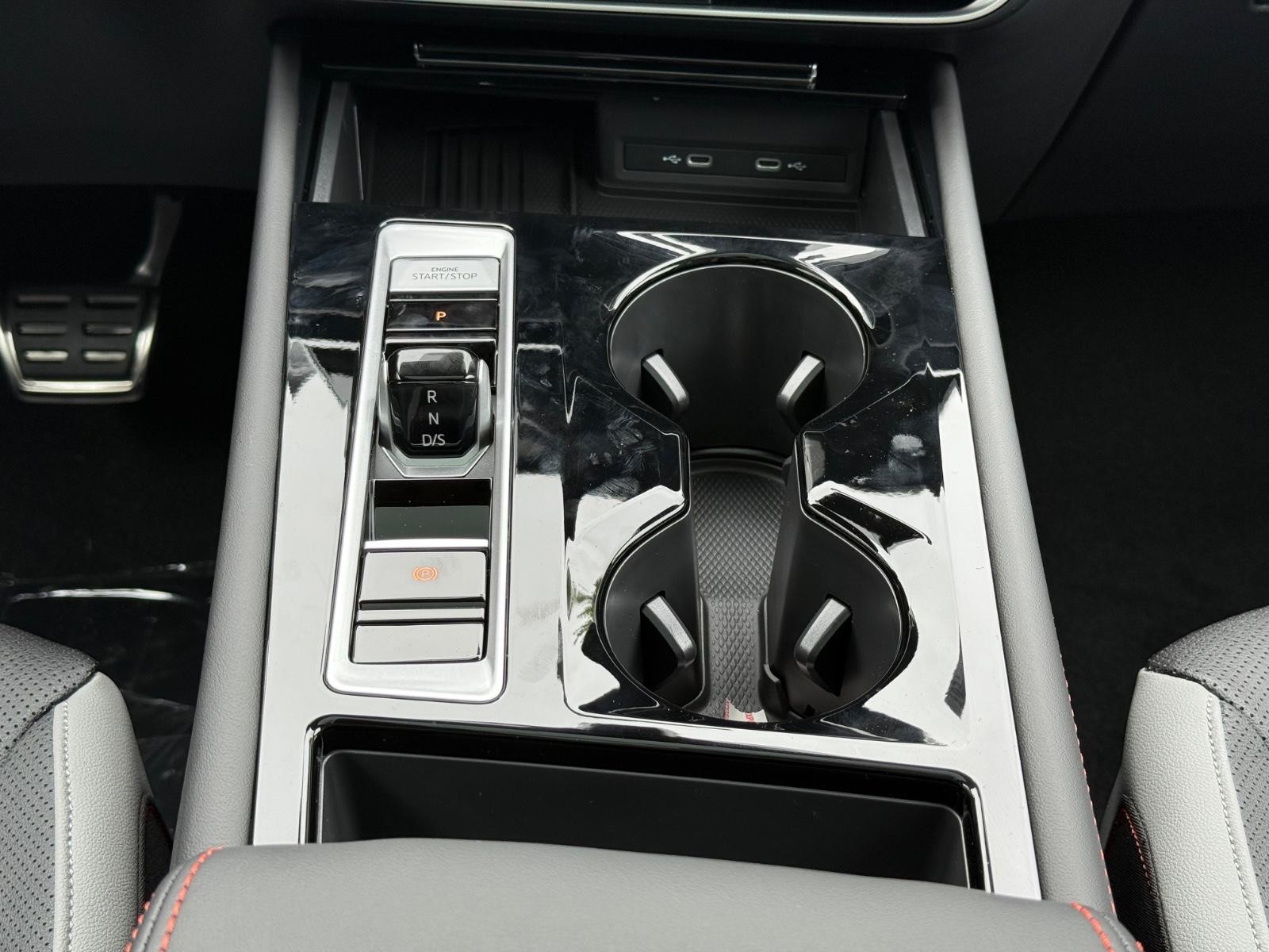 Volkswagen Atlas Vehicle Image 09
