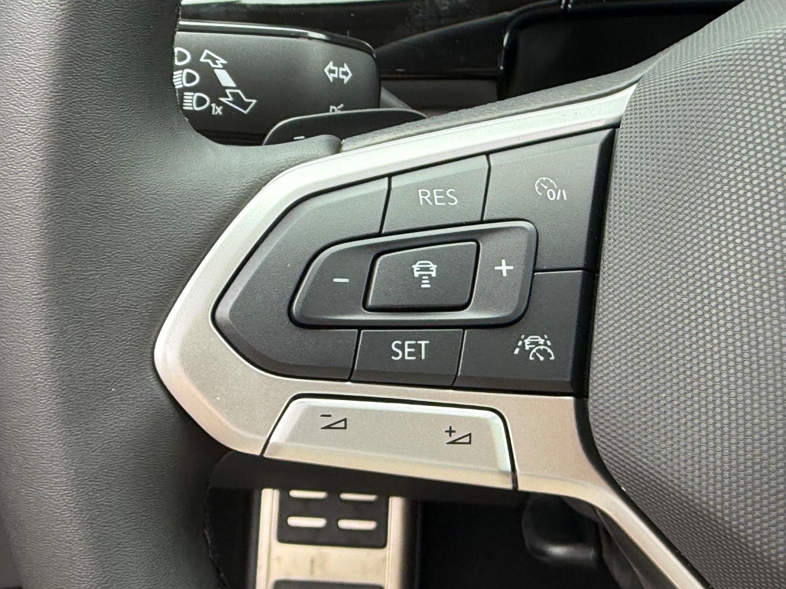 Volkswagen Atlas Vehicle Image 12