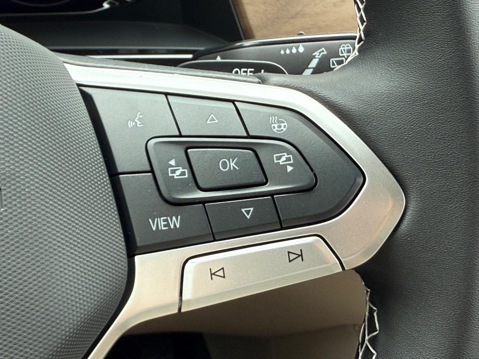 Volkswagen Atlas Vehicle Image 13