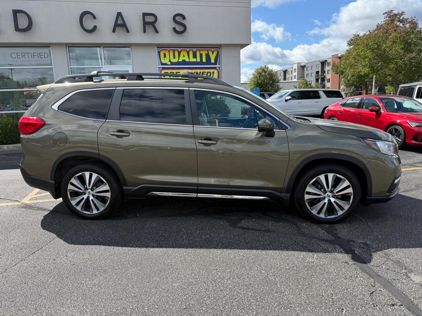 Subaru Ascent Vehicle Image 02