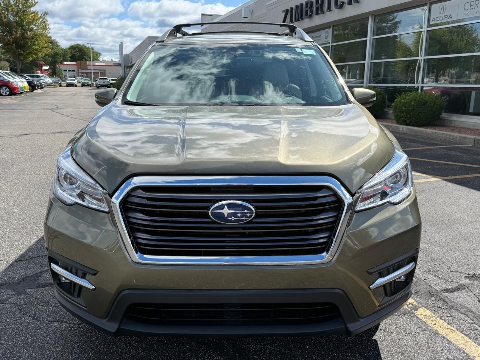 Subaru Ascent Vehicle Image 09