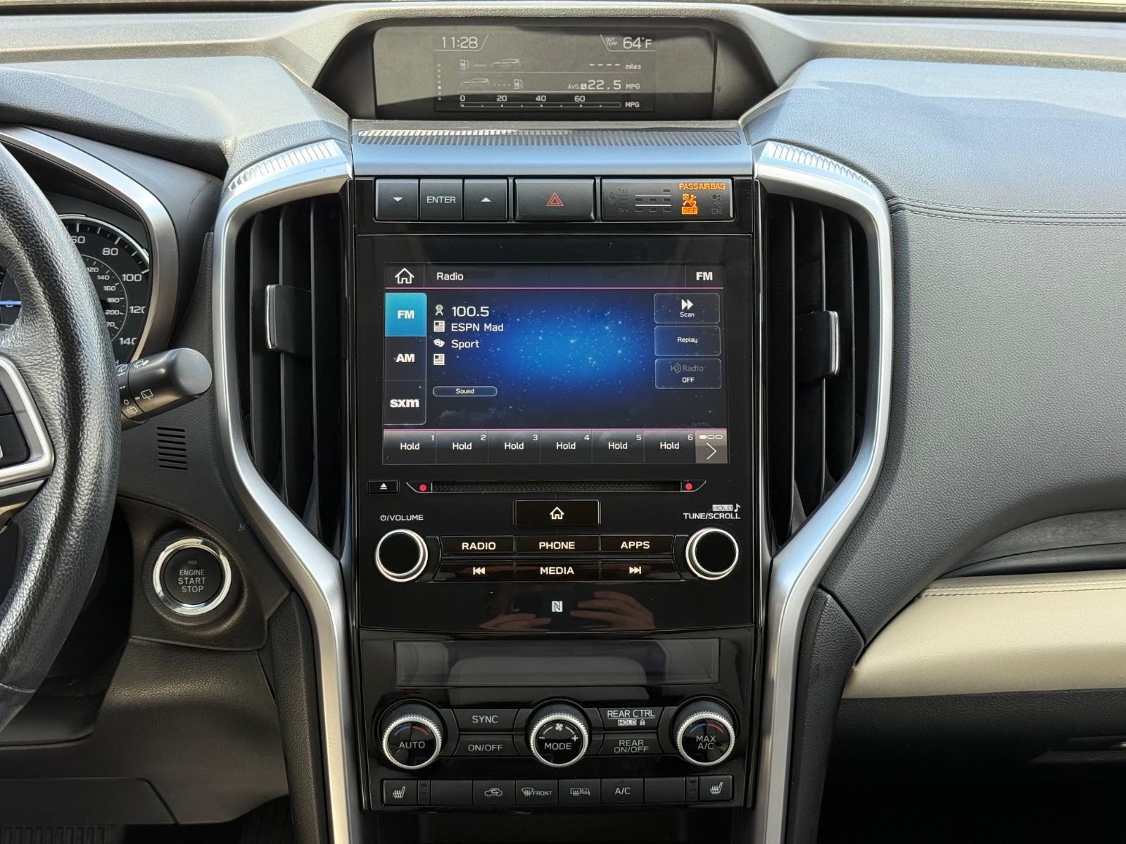 Subaru Ascent Vehicle Image 12