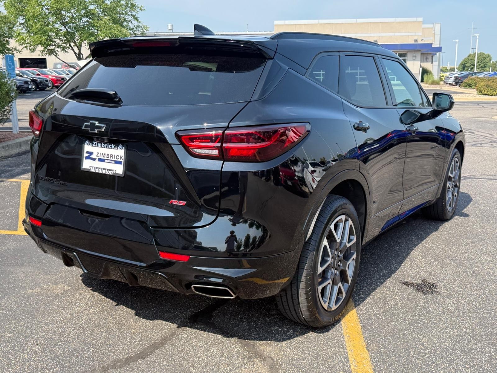 Chevrolet Blazer Vehicle Image 03