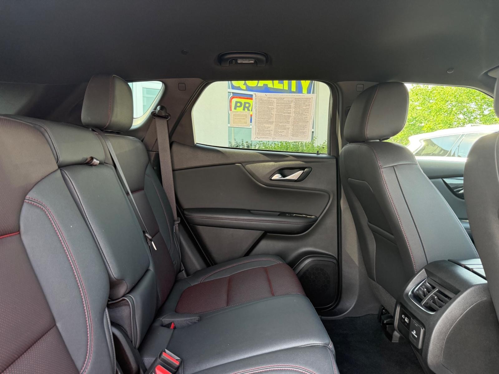 Chevrolet Blazer Vehicle Image 10