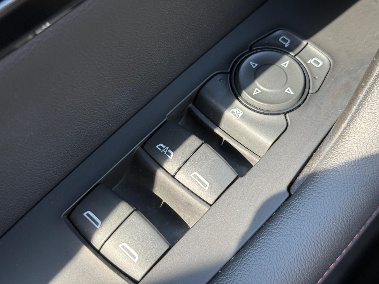 Chevrolet Blazer Vehicle Image 22