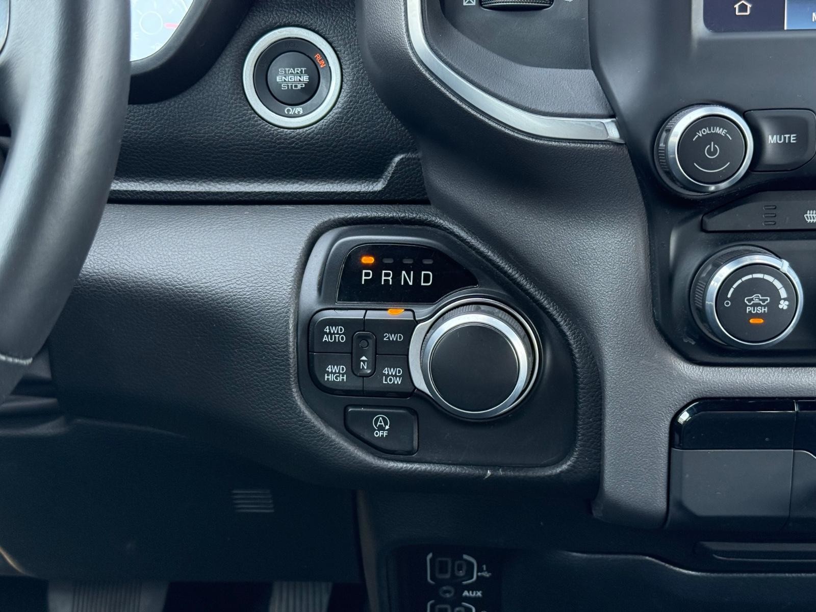 Ram 1500 Vehicle Image 13