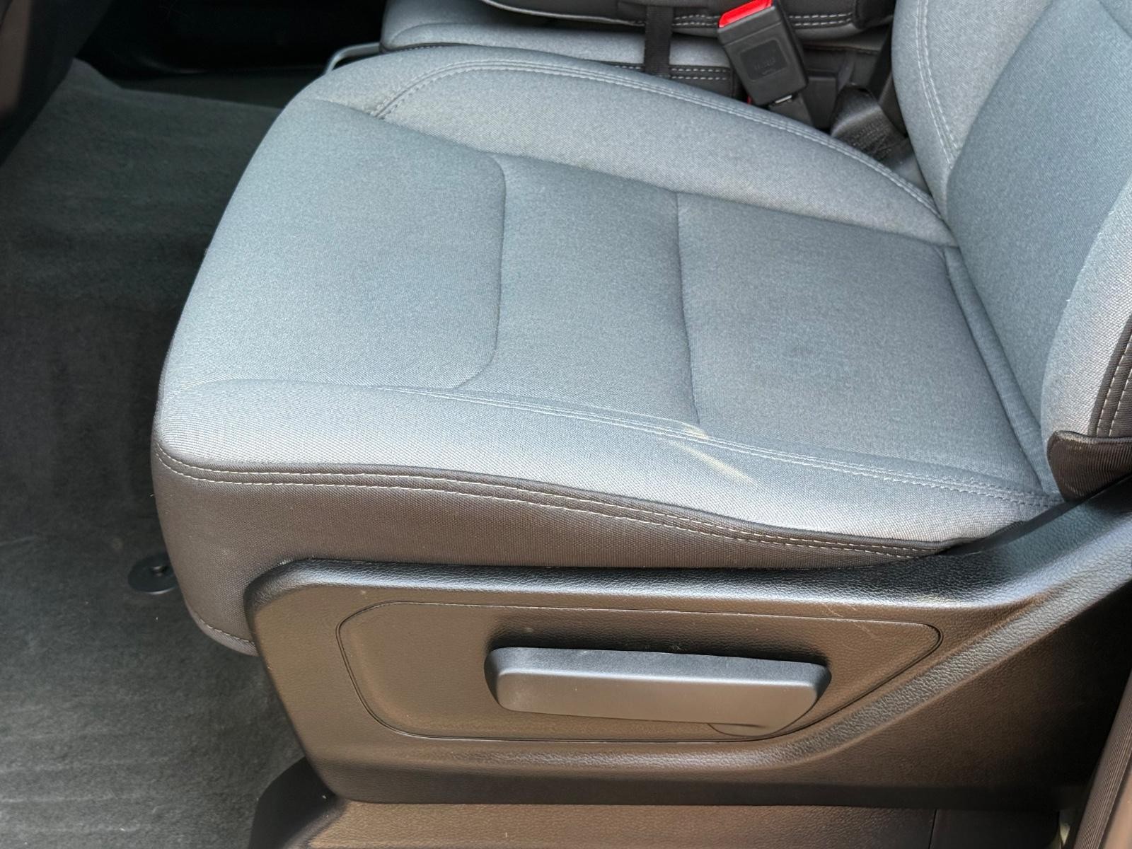 Ram 1500 Vehicle Image 22