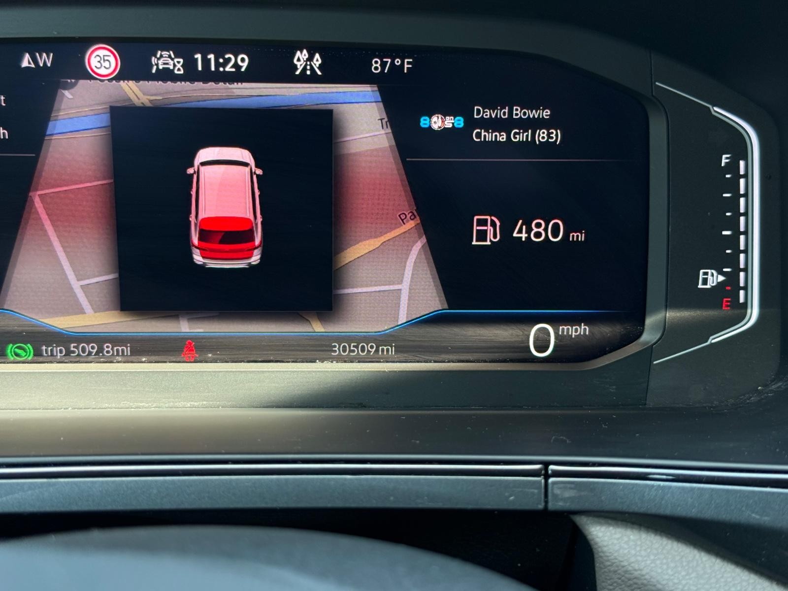 Volkswagen Taos Vehicle Image 18