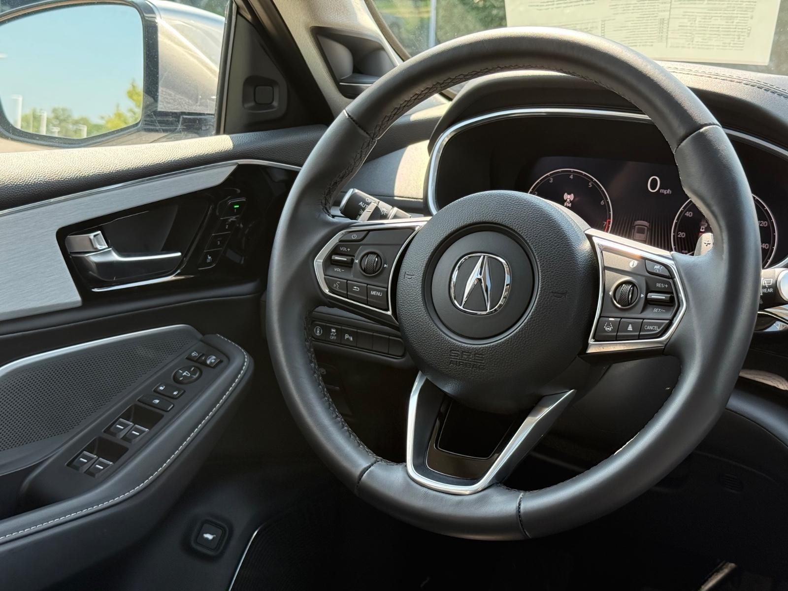 Acura MDX Vehicle Image 14