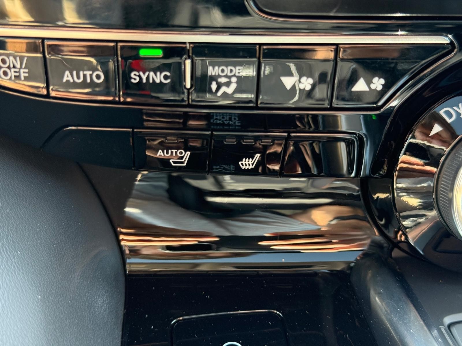 Acura MDX Vehicle Image 20