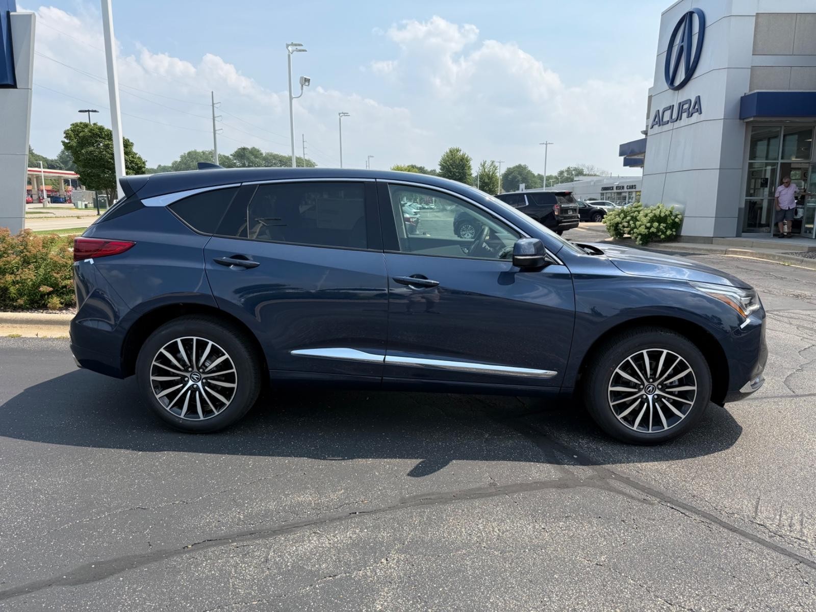 Acura RDX Vehicle Image 02