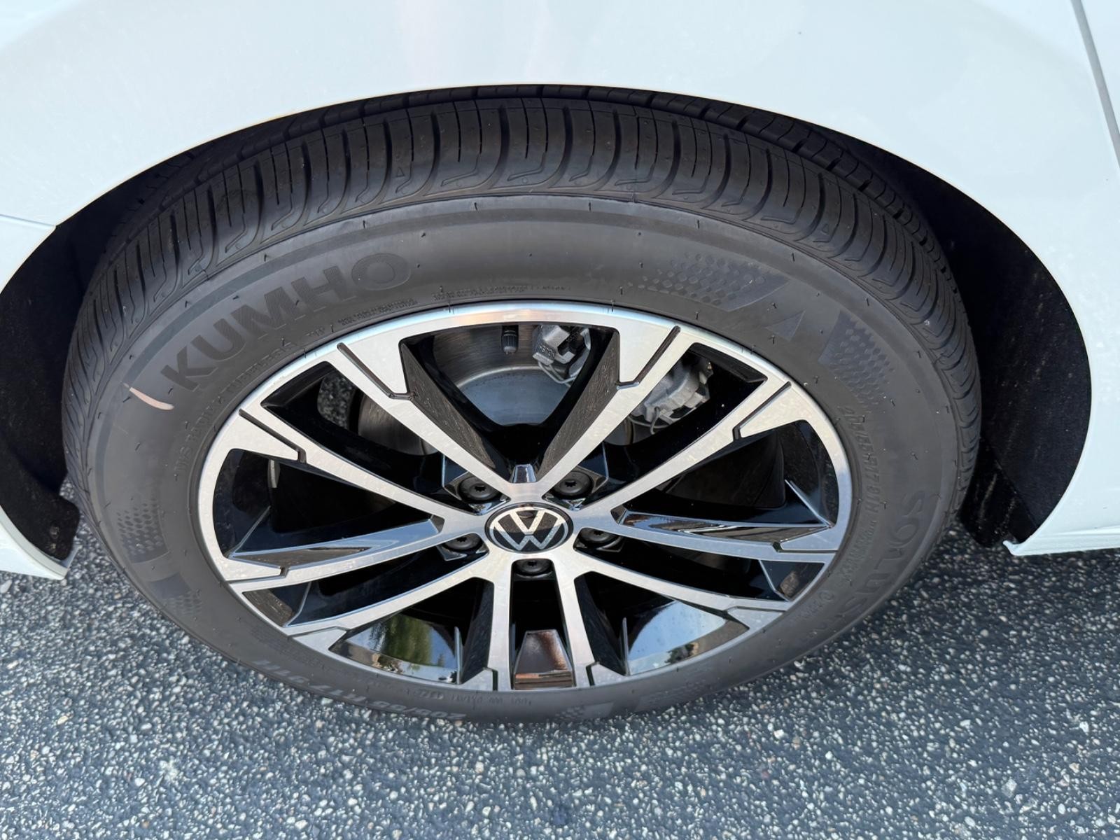 Volkswagen Jetta Vehicle Image 04