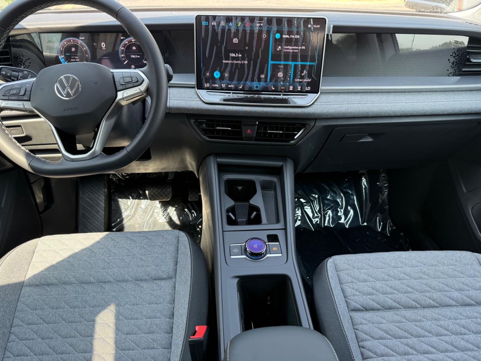 Volkswagen Tiguan Vehicle Image 06