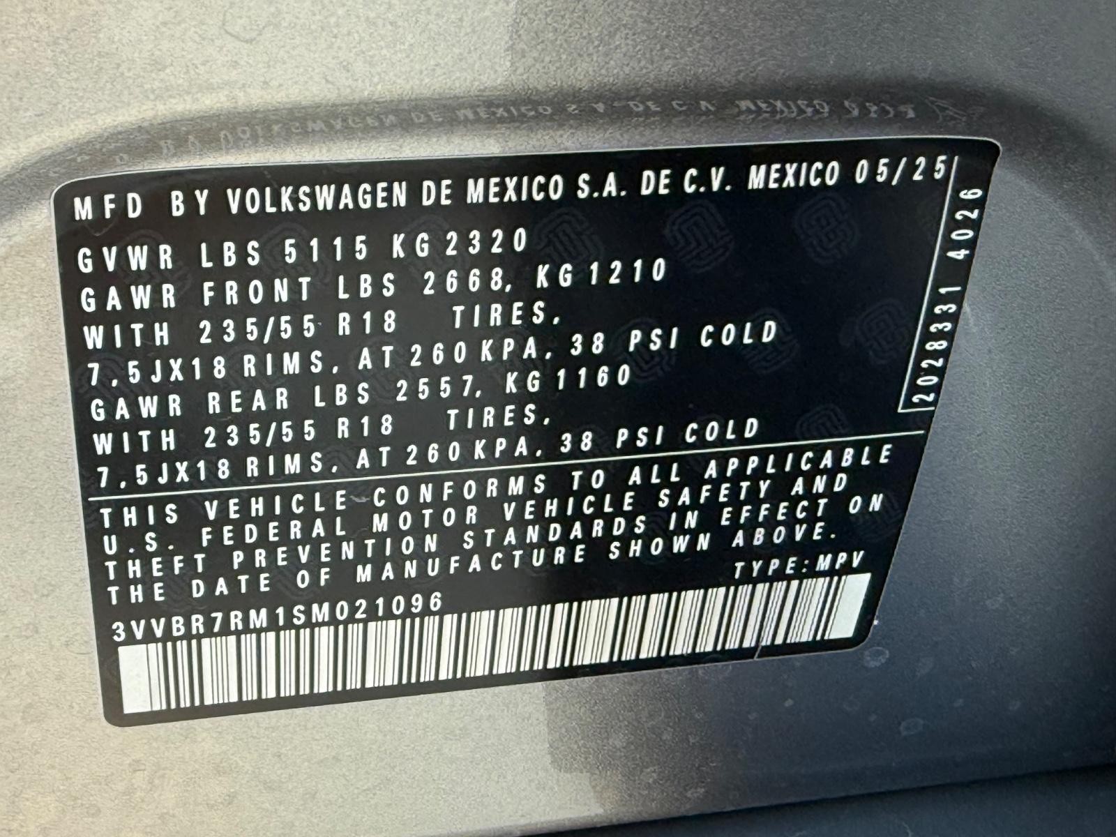 Volkswagen Tiguan Vehicle Image 18