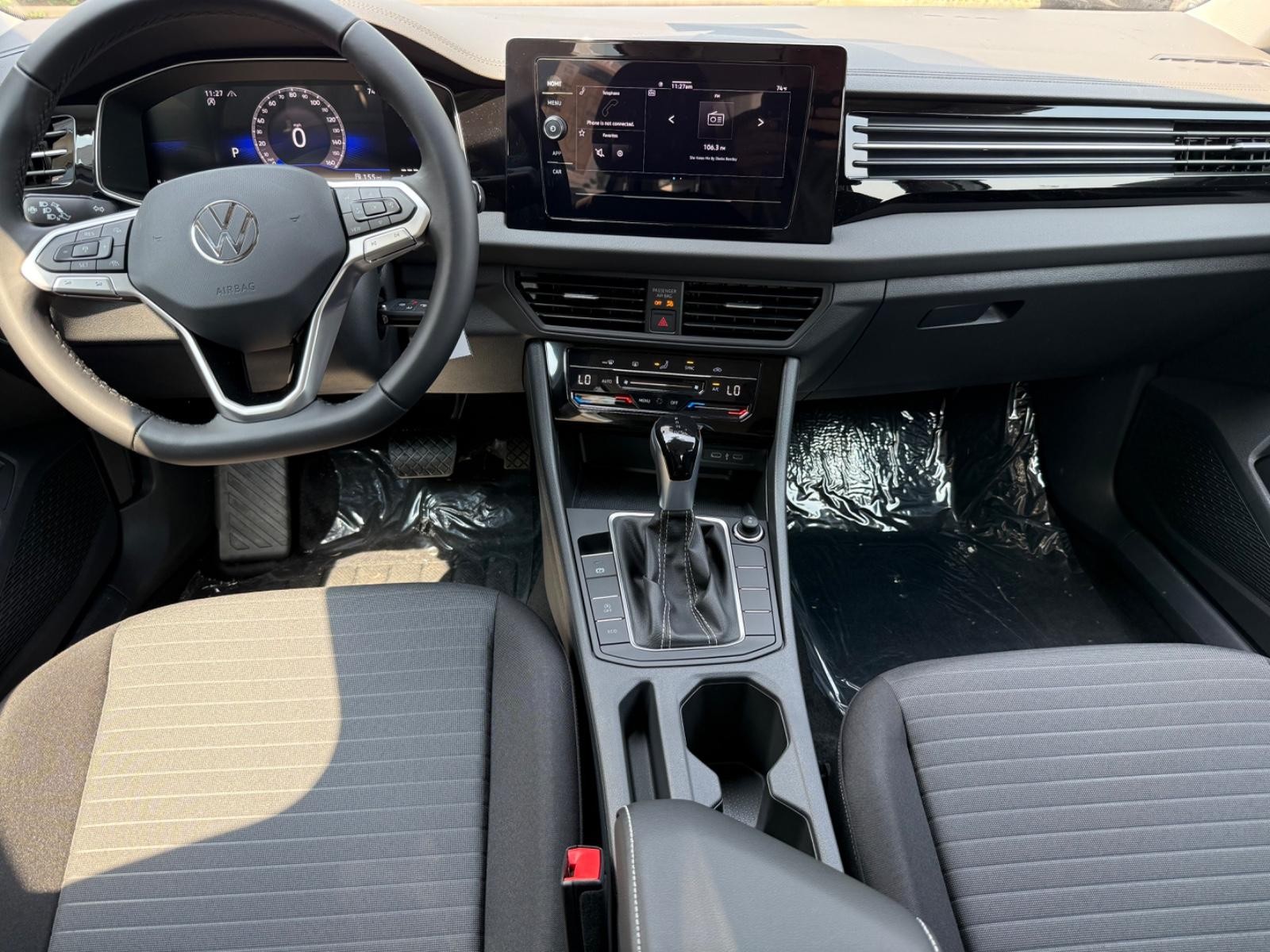 Volkswagen Jetta Vehicle Image 06