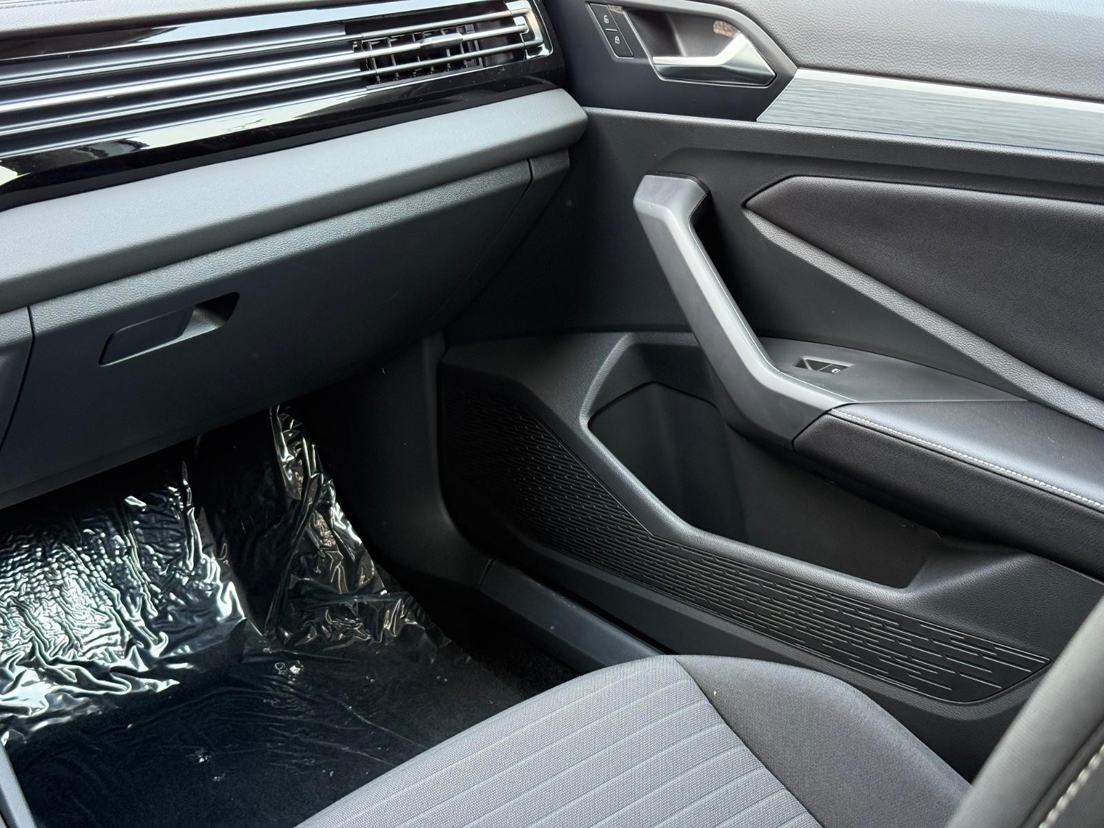 Volkswagen Jetta Vehicle Image 10