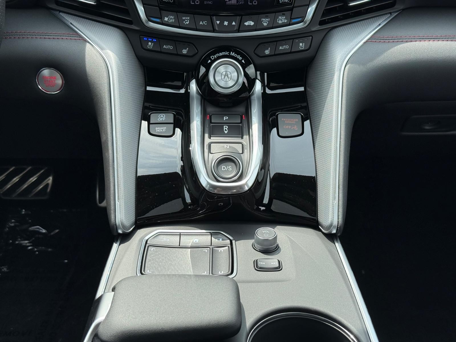 Acura TLX Vehicle Image 08