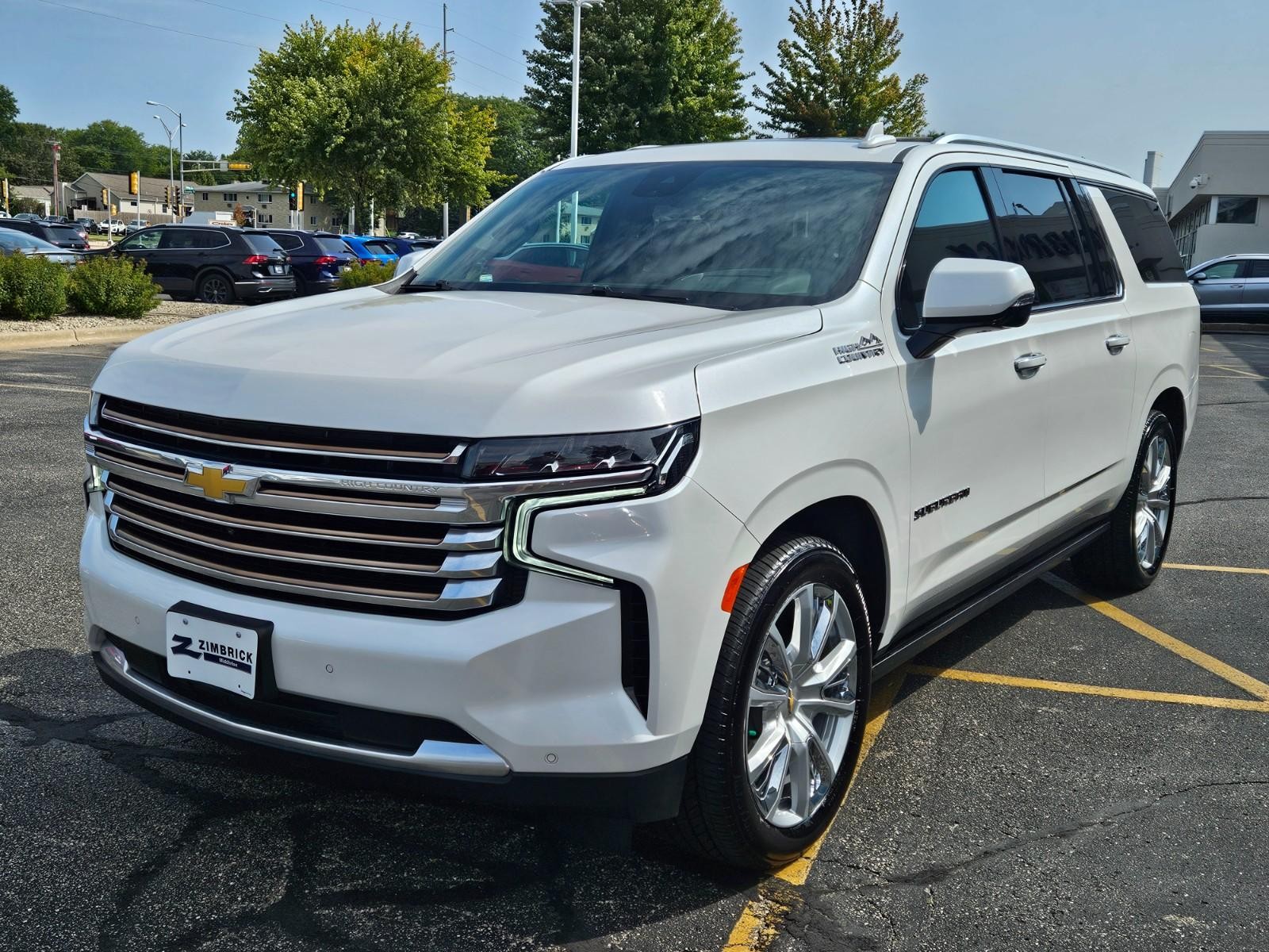 Chevrolet Suburban Vehicle Image 08