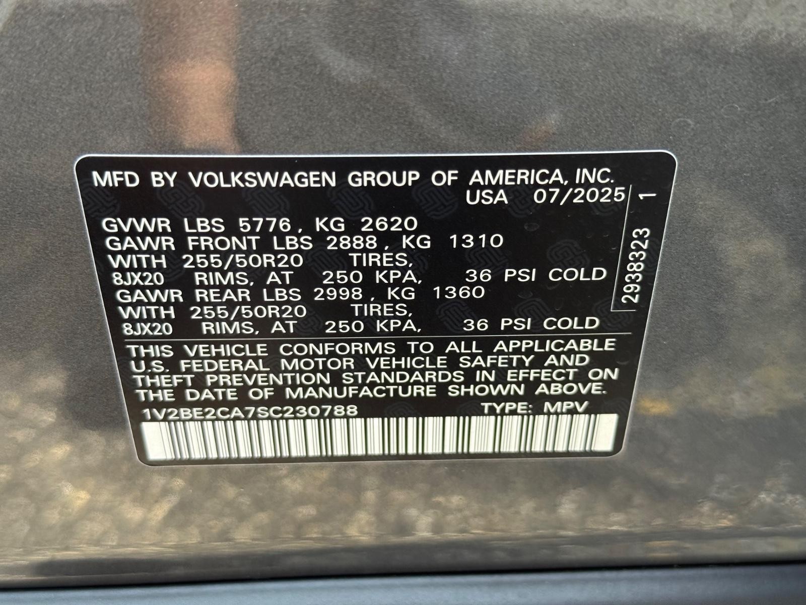 Volkswagen Atlas Cross Sport Vehicle Image 17