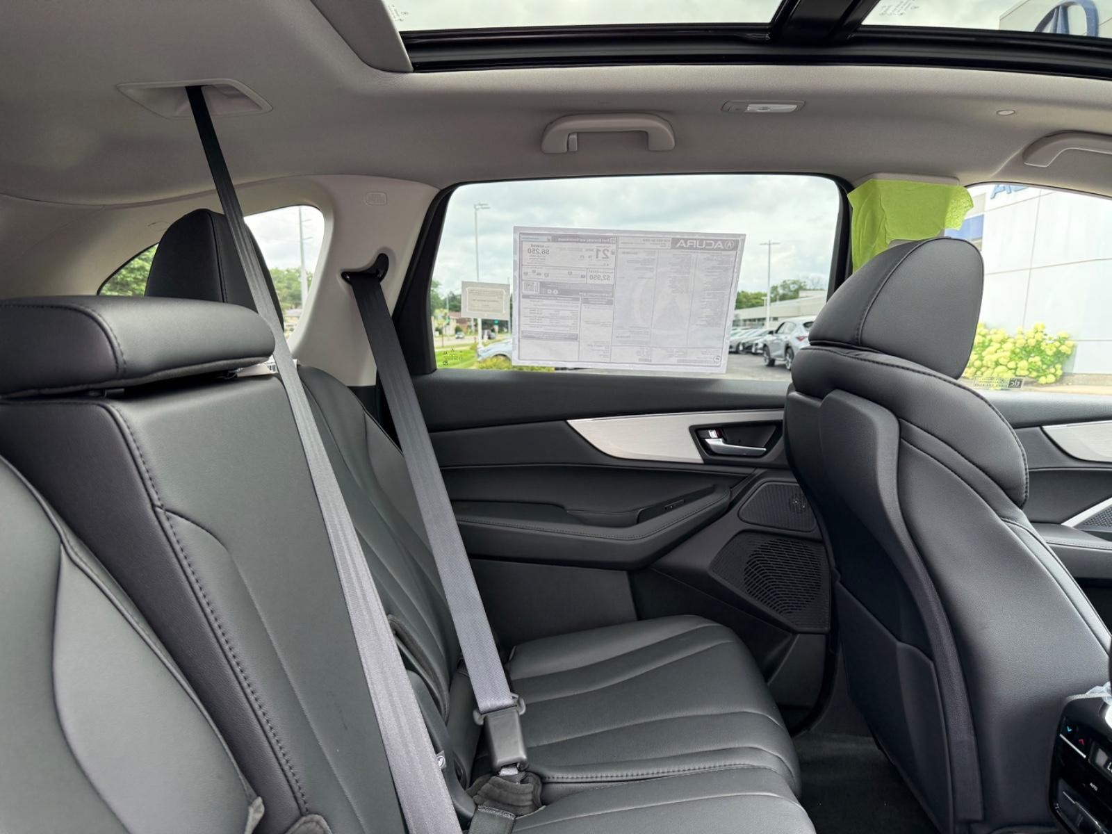 Acura MDX Vehicle Image 05