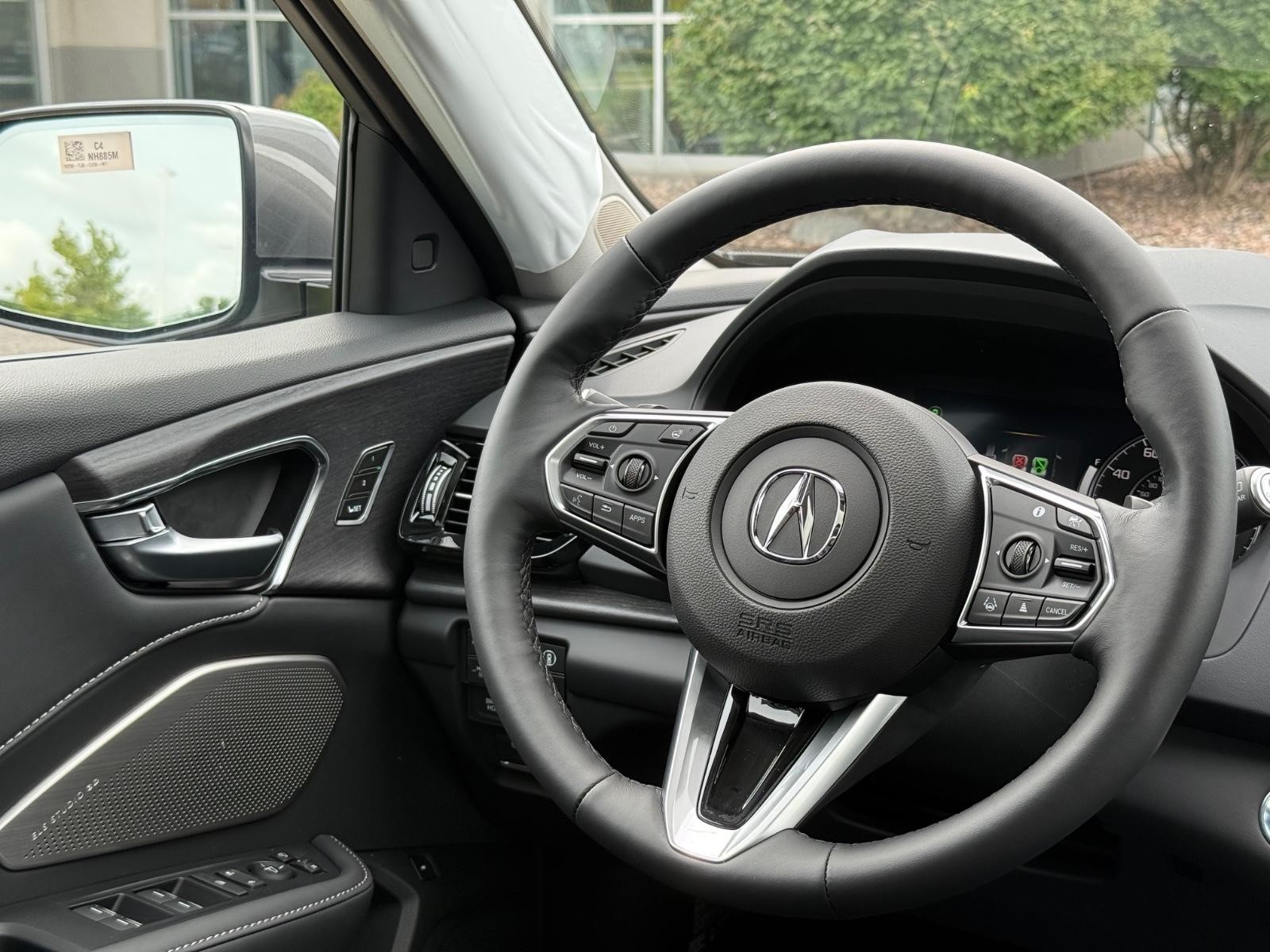 Acura RDX Vehicle Image 09