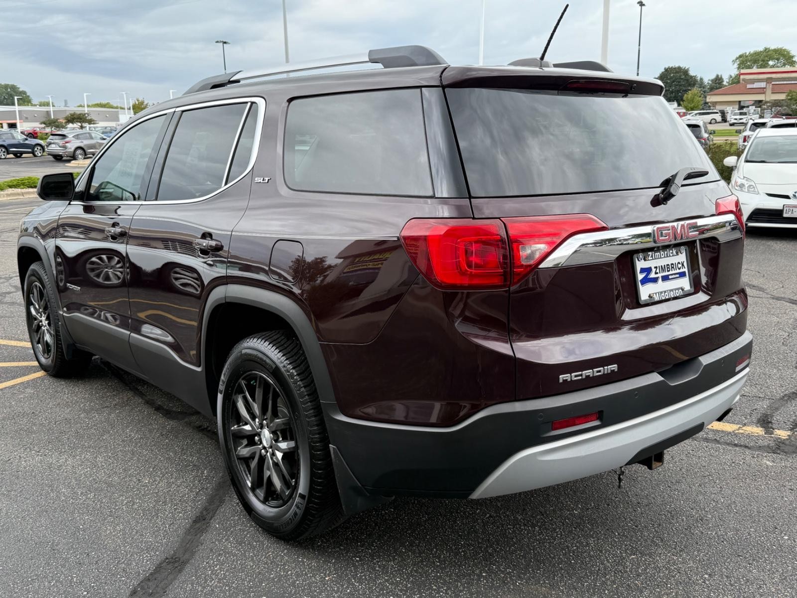 GMC Acadia Vehicle Image 06
