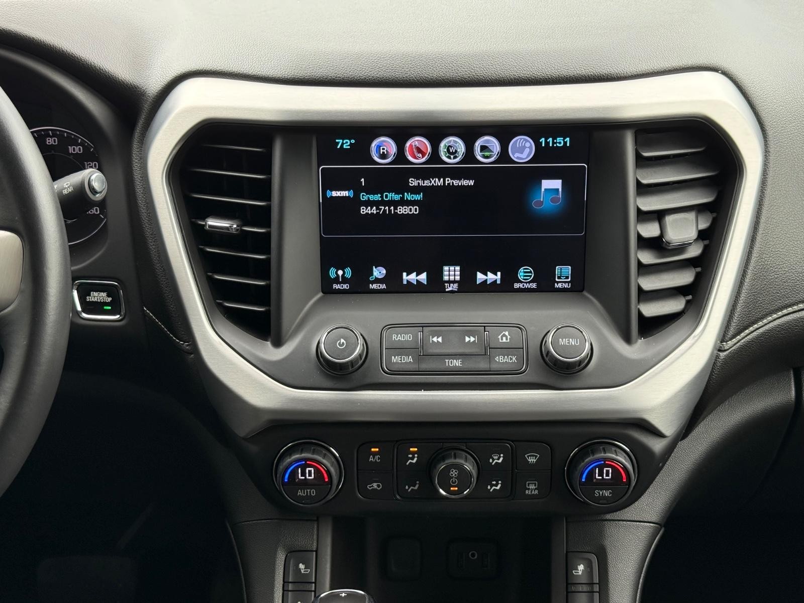 GMC Acadia Vehicle Image 12