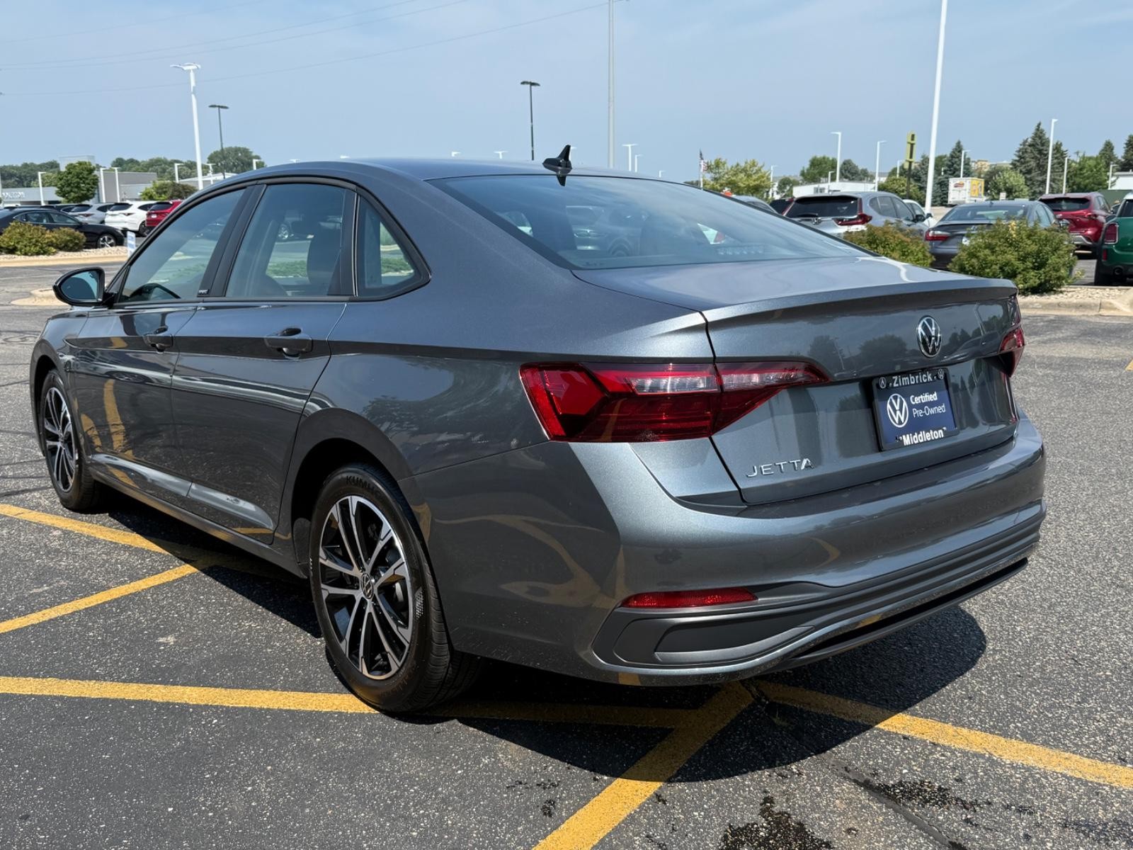 Volkswagen Jetta Vehicle Image 06