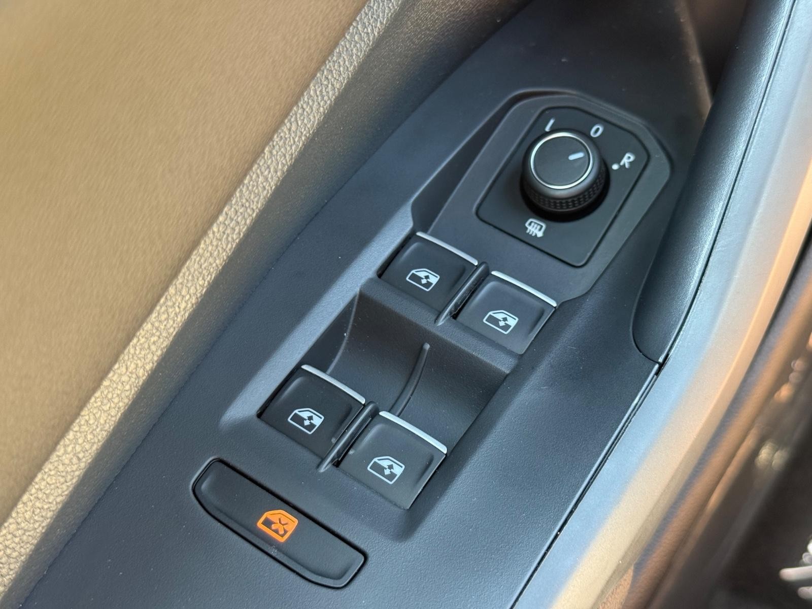 Volkswagen Jetta Vehicle Image 15