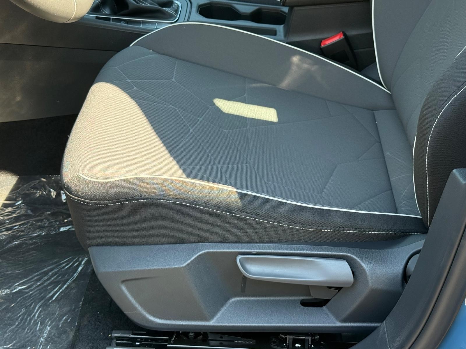 Volkswagen Jetta Vehicle Image 16